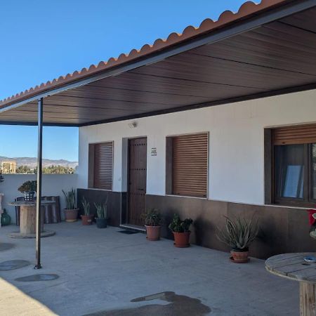 Apartamentos La Palmera Fernan Perez Екстериор снимка