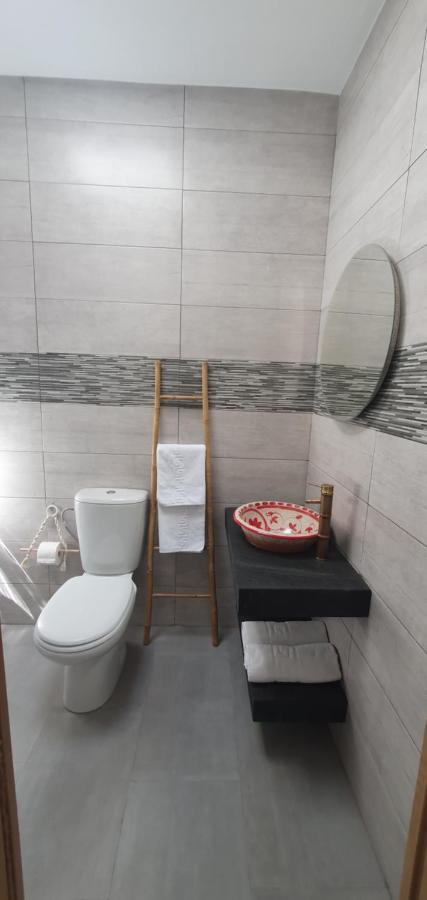 Apartamentos La Palmera Fernan Perez Екстериор снимка
