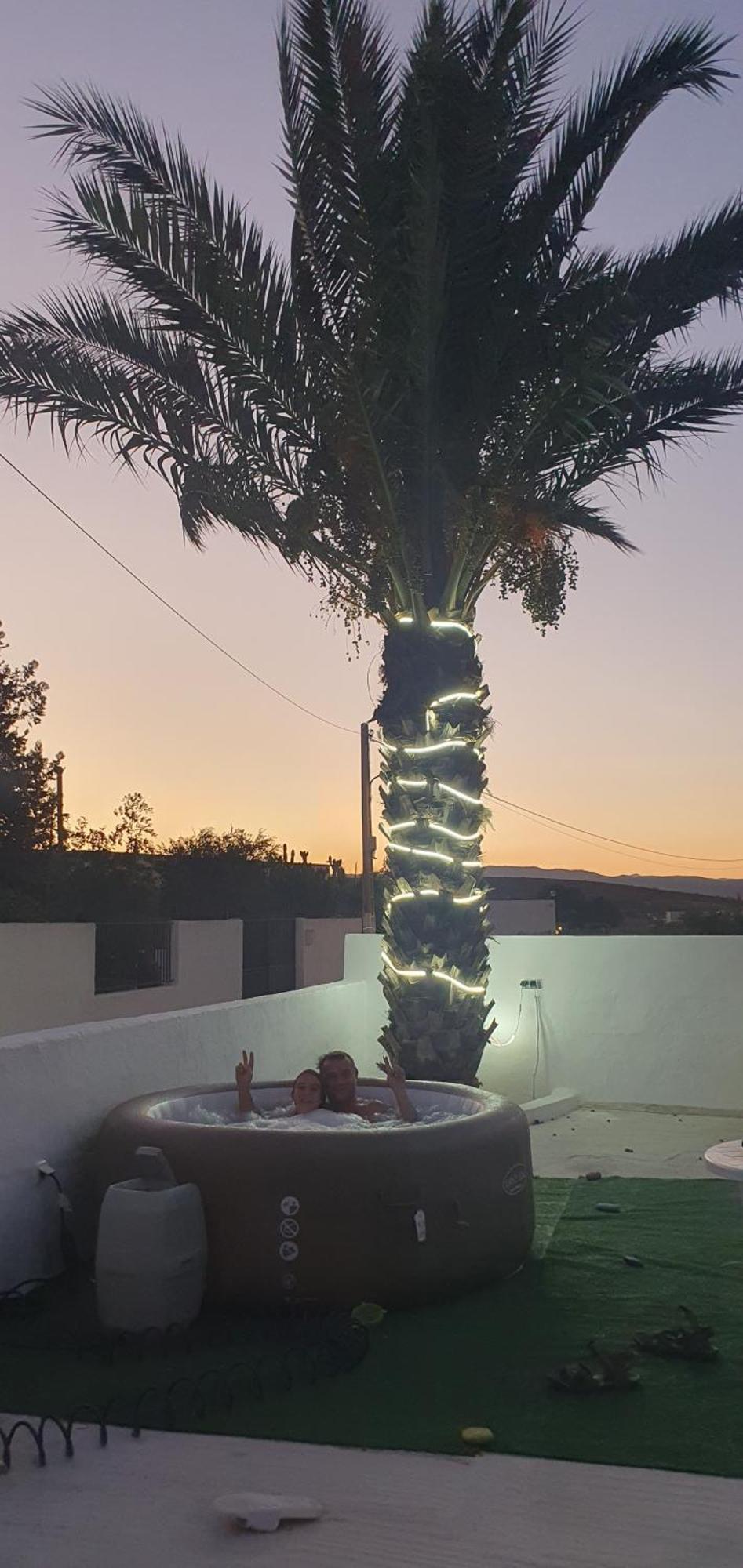 Apartamentos La Palmera Fernan Perez Екстериор снимка